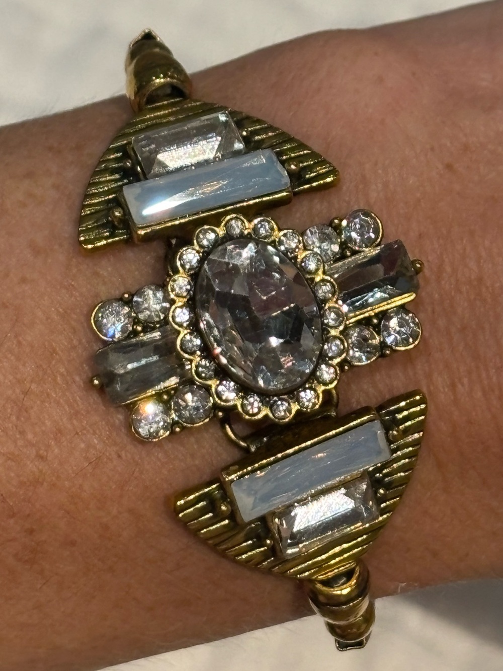 Gold tone rhinestone geometric costume bracelet